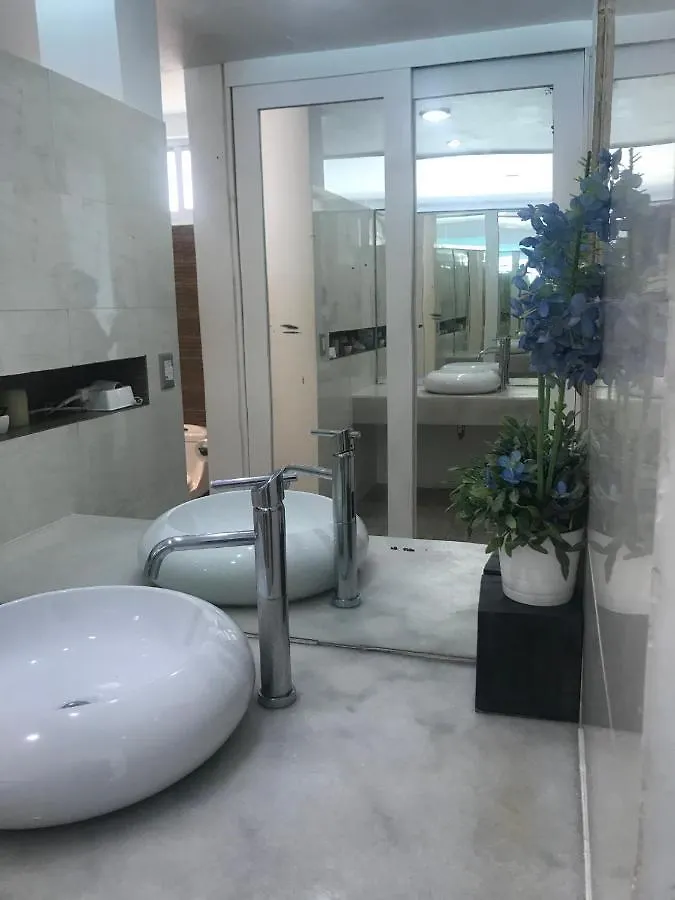 Until Brisas Apartaments Cancun