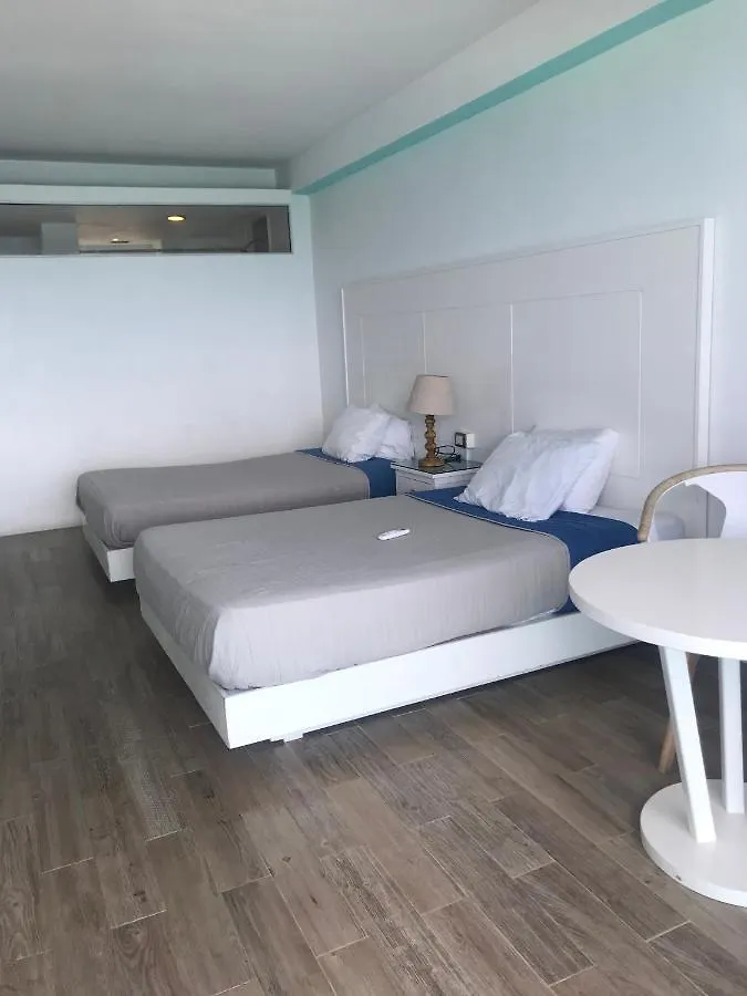Until Brisas Apartaments Cancun Mexico
