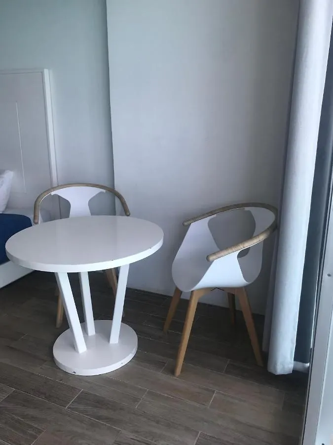 Until Brisas Apartaments Cancun