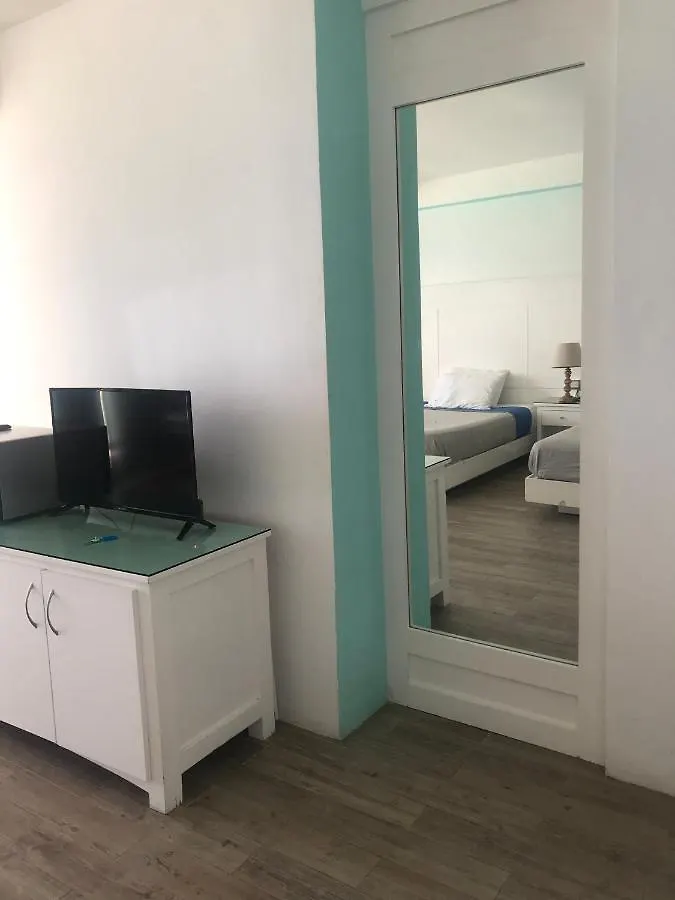 Until Brisas Apartaments Cancun