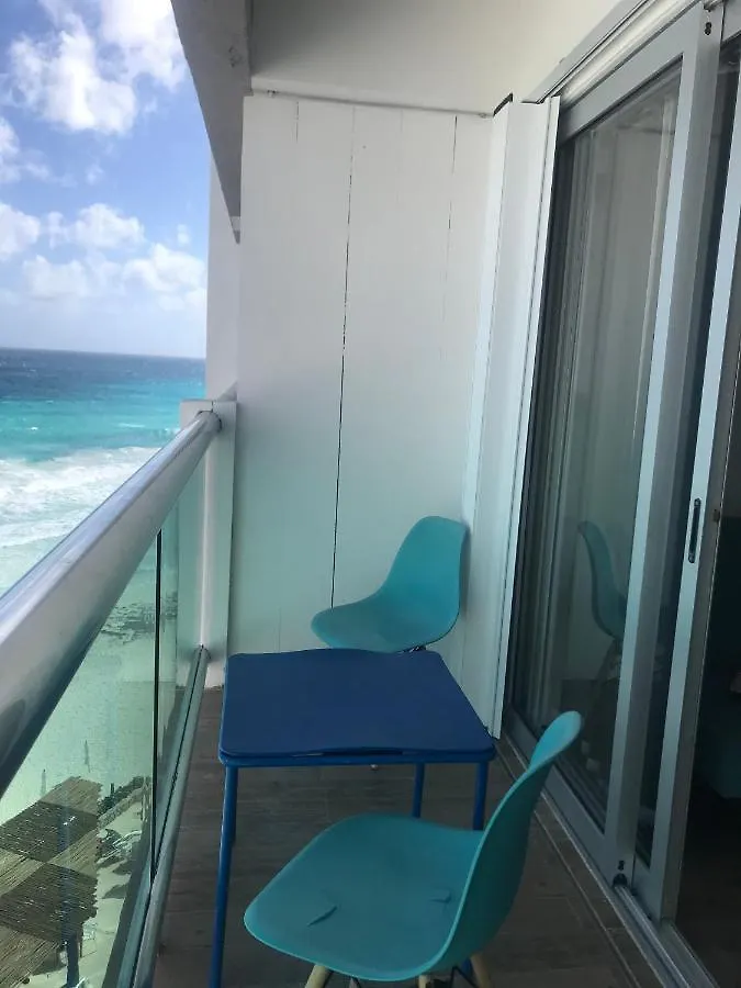 Until Brisas Apartaments Cancun Apartment